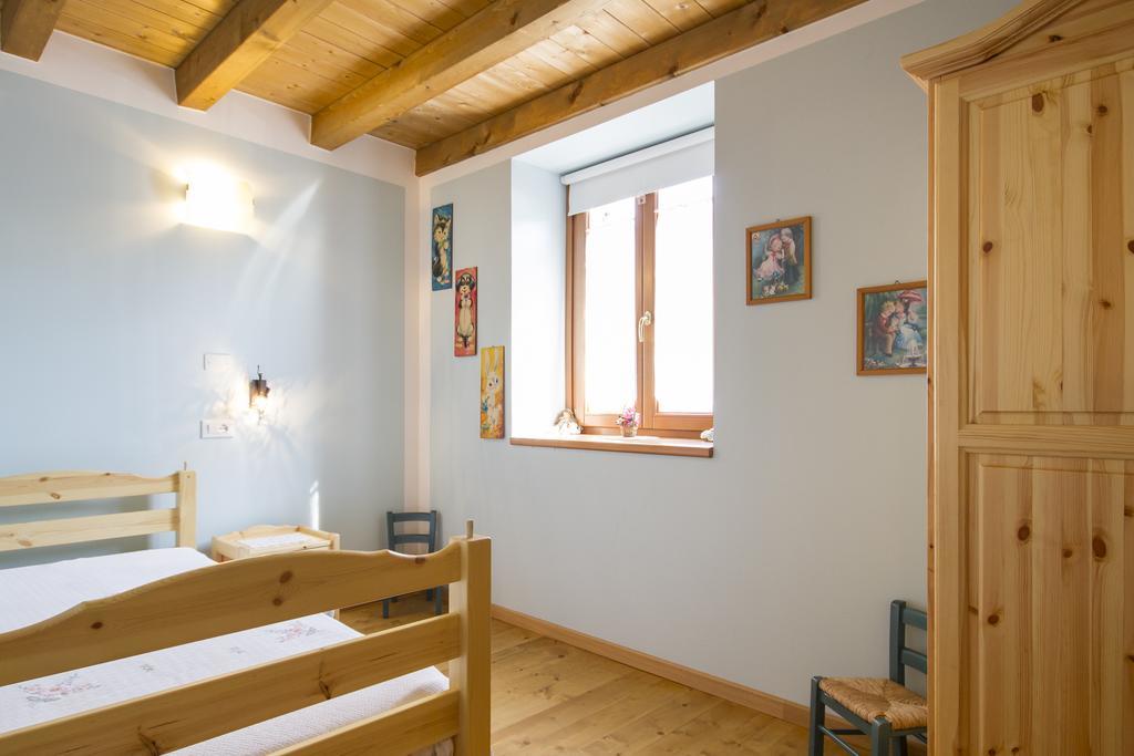 Вілла Casa Delle Noci Grimacco Номер фото